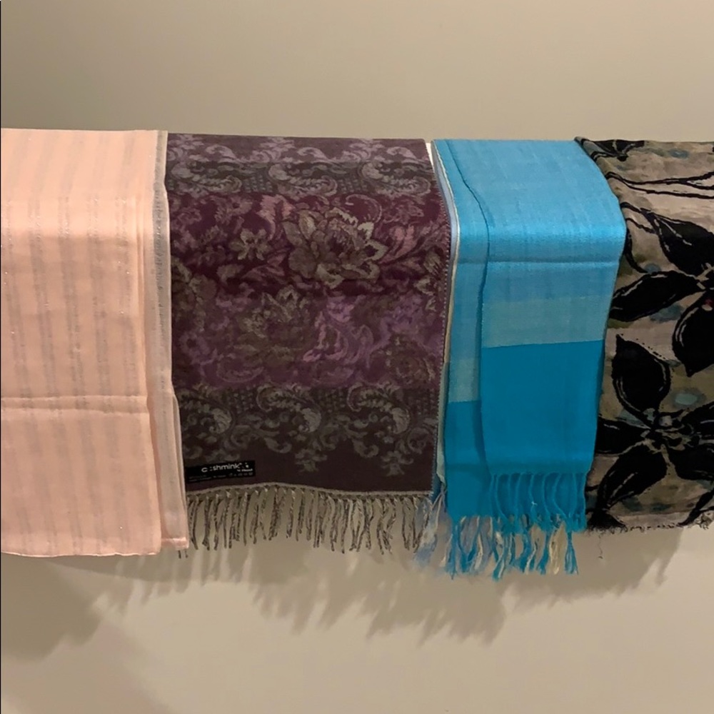 Scarfs Bundle - image 1